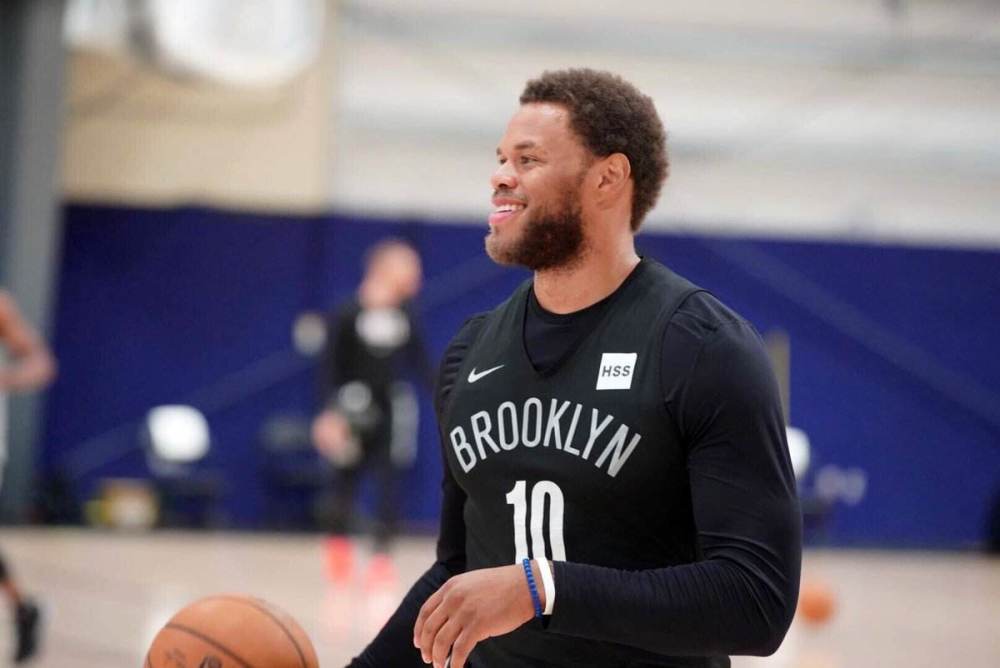 回公告并暂 回公告并暂